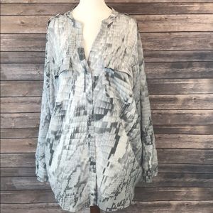 Calvin Klein gray button down long sleeve shirt
